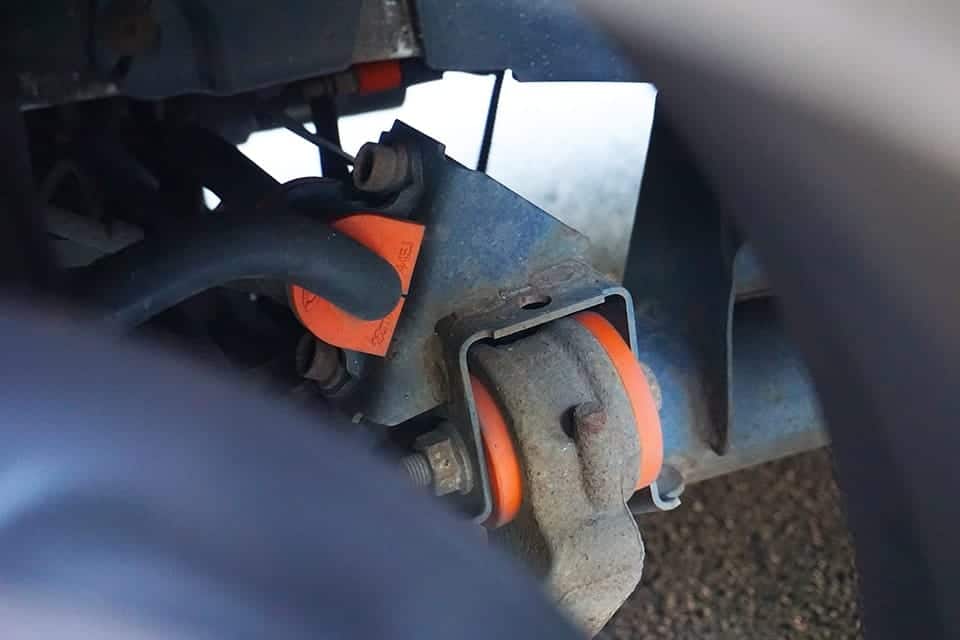 T5 44EC fitted to Van with Polybush Anti-roll Bar Bush