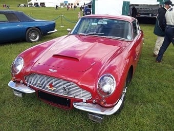 Aston Martin DB6 (1965–1970)