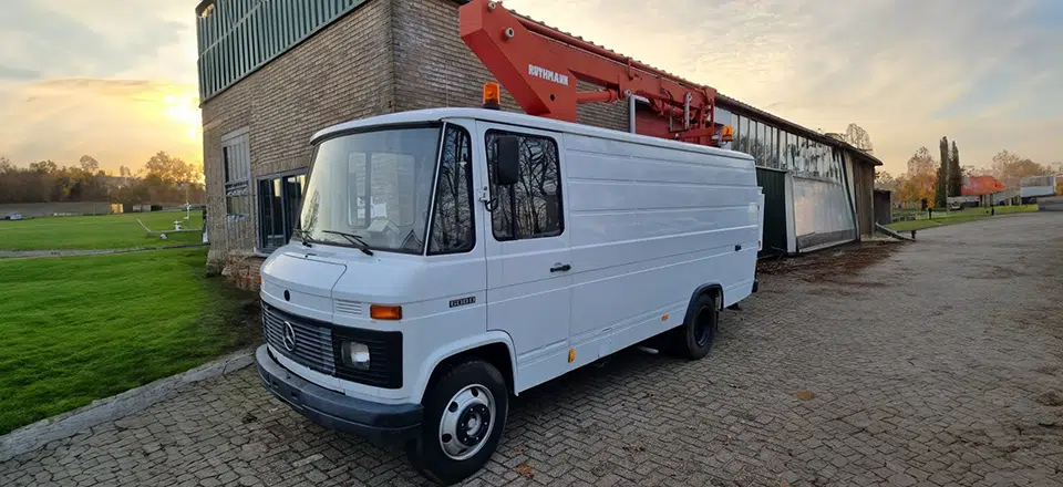 T2 (608)
