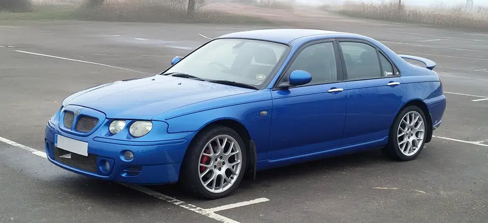 MG ZT 260 (2003–2005)