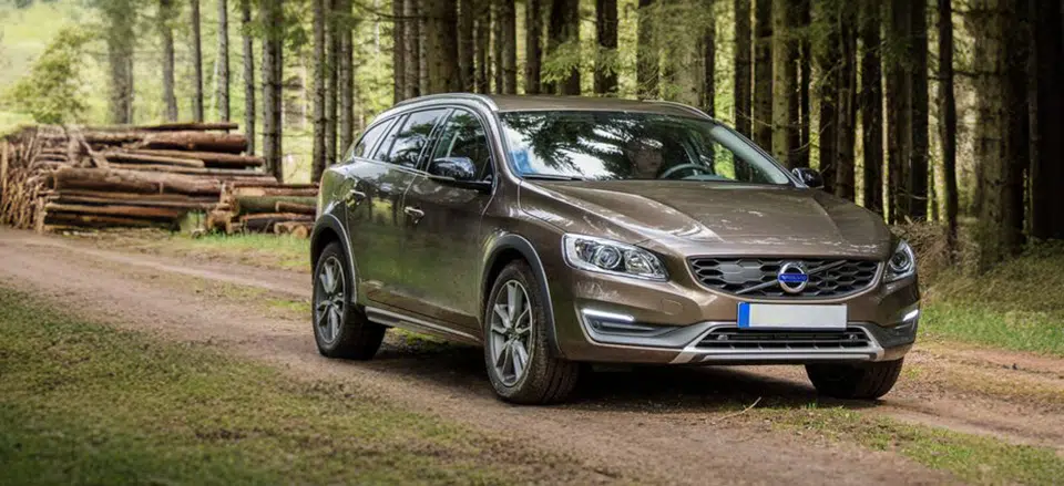 V60 MK1 (155) (2010-2018)