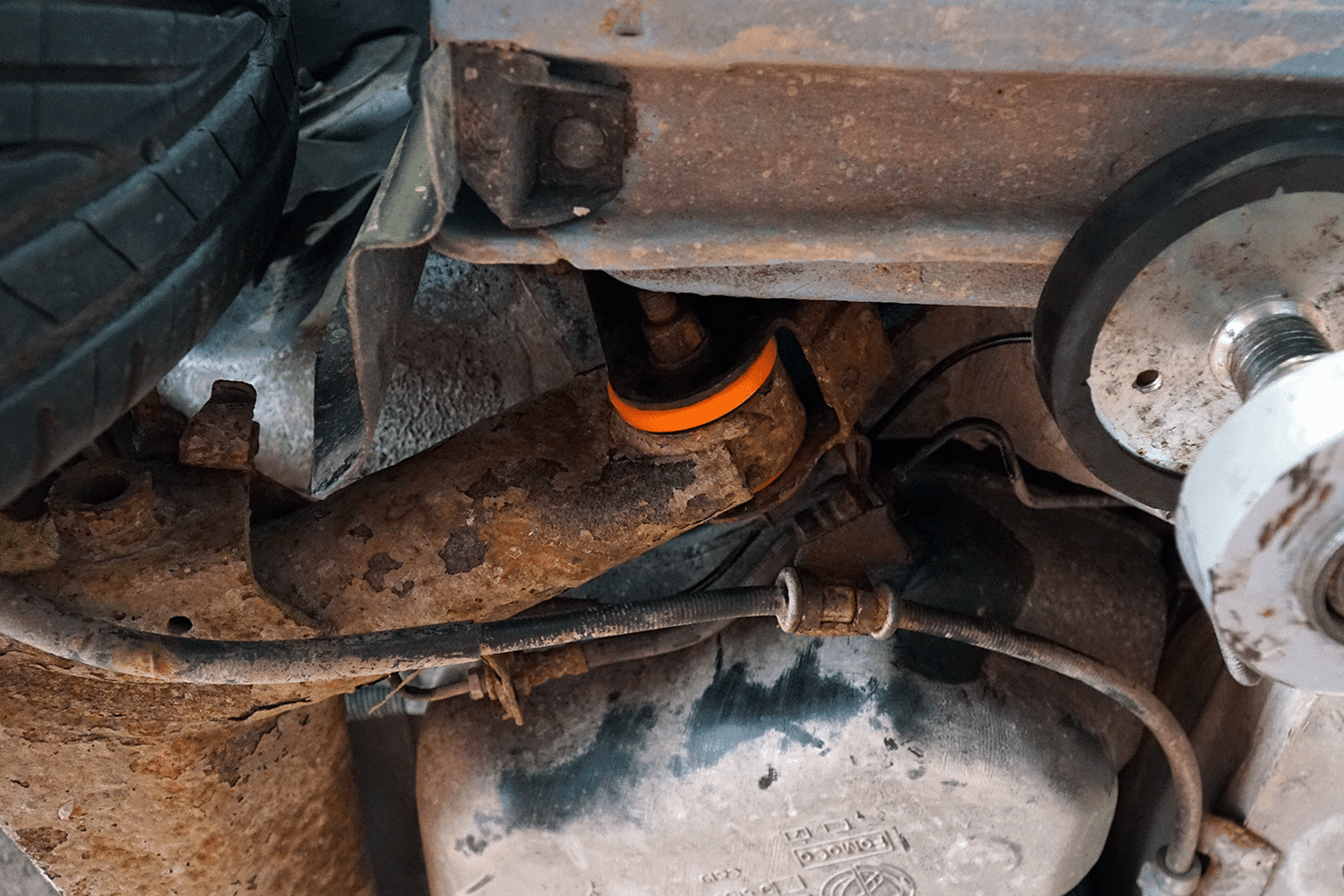 Polybush 24W Fitted To A Fiat 500 - Web