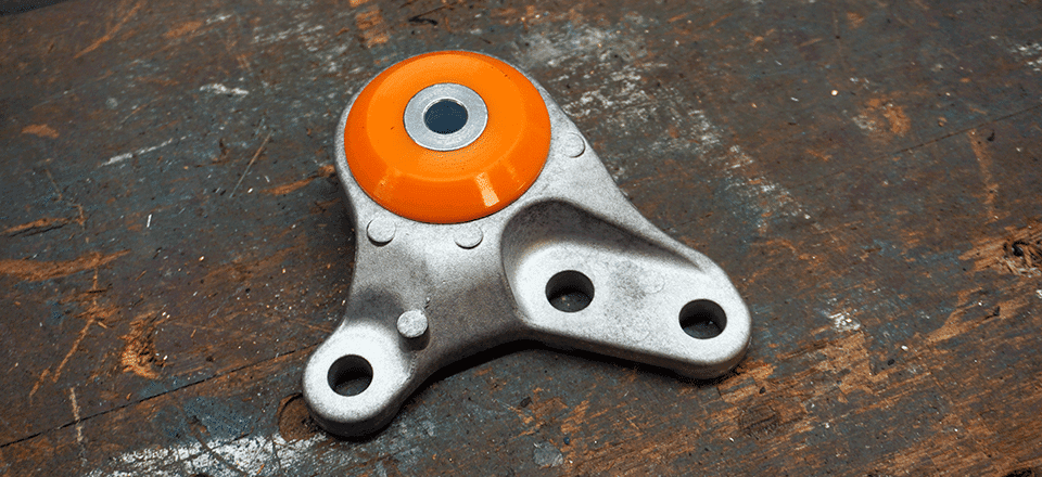 Polybush 17AW Fitted To Mitsubishi Outlander Mk3 PHEV