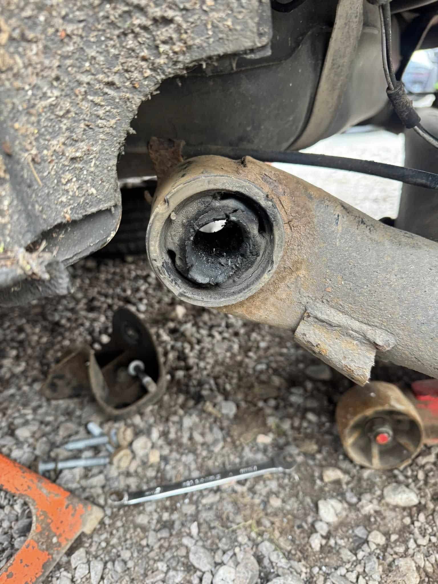 Ford Fiesta Rear Axle Bush Failure - Replace with Polybush 40BR - Fails on OEM Cross Reference: 1535296, 1751679, 1805815, 1805866, 1871475, 8V51-5K653-AA, AY11-5K653-AA, D65128460