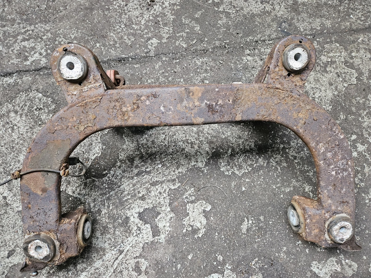 Audi TT MK1 Quattro - Rear Subframe - OEM - Rusty